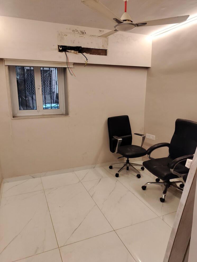 Team Area, santacruz west 3 Bedroom 1600 Sq.Ft. Villa In Santacruz West Mumbai 9565931