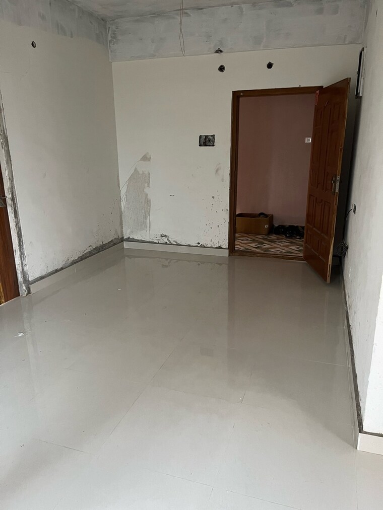 Room, krishnarayapuram 2 Bedroom 1000 Sq.Ft. Apartment In Krishnarayapuram Vizag 9565860
