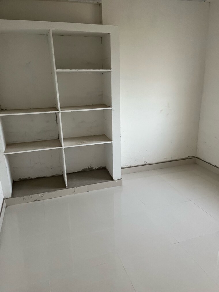 Room, krishnarayapuram 2 Bedroom 1000 Sq.Ft. Apartment In Krishnarayapuram Vizag 9565860