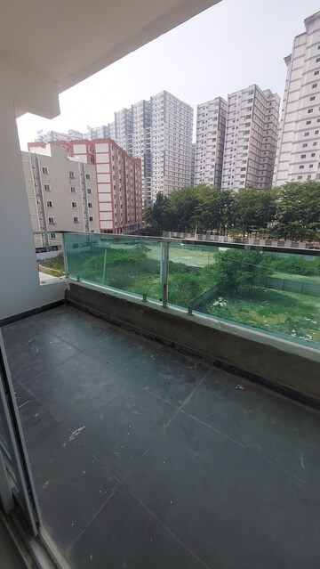 3 BHK Apartment For Sale in SR The Portico, Narsingi