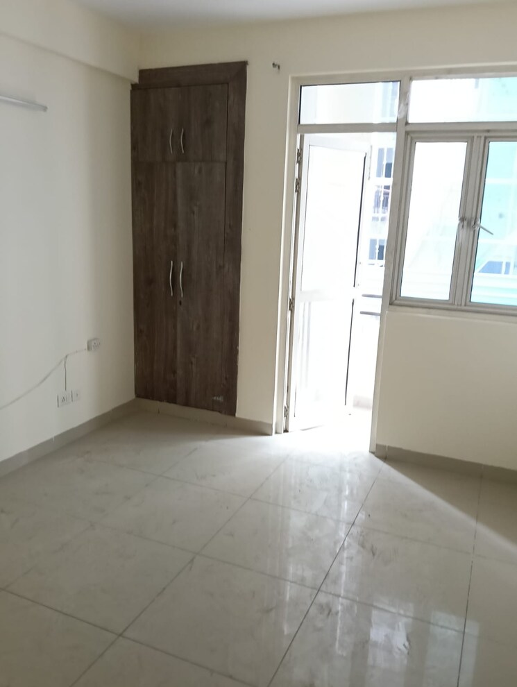 Room, wave-executive-floors 3 Bedroom 1129 Sq.Ft. Apartment In Wave City Ghaziabad 9565956