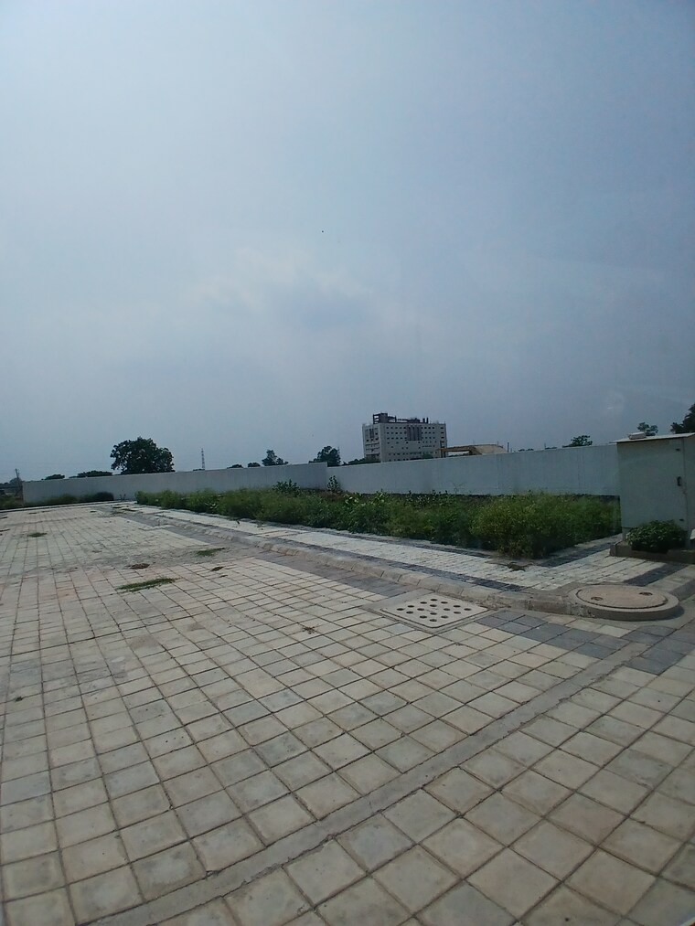 Map Location, brickklin-sillicon-valley  137 Sq.Yd. Plot In Sector 70 Faridabad 9565949