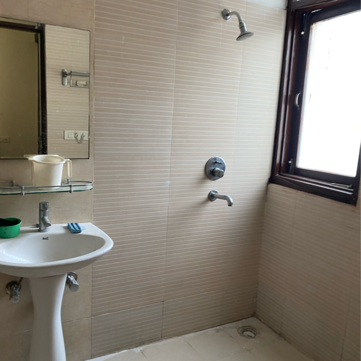 Bathroom, maya-garden-city 3 Bedroom 1530 Sq.Ft. Apartment In Nagla Road Zirakpur 9565958