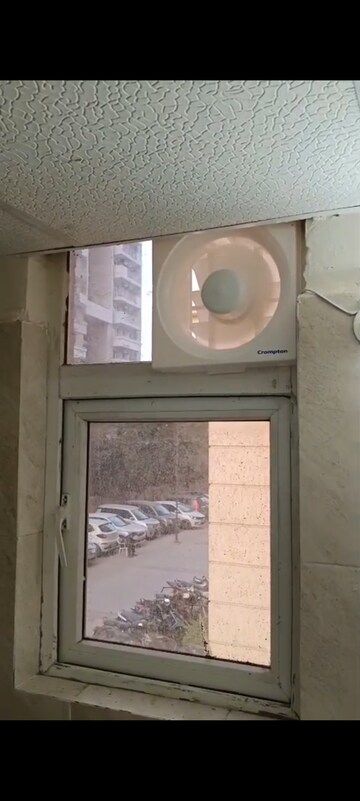 Bathroom in 2 BHK Apartment at Signature Global The Millennia, Sector 37d – for Rent