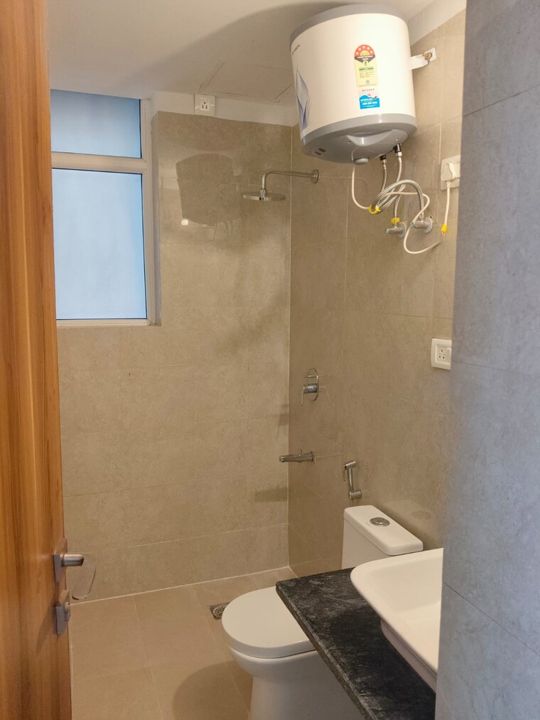 Bathroom, capital-residency-360 3 Bedroom 1900 Sq.Ft. Apartment In Sector 70a Gurgaon 9565968