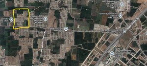  Plot – Exterior View View at Super Corridor - for Sale