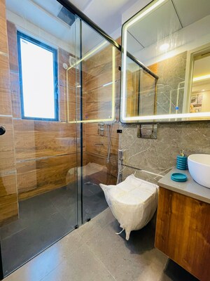 Bathroom in 3 BHK Builder Floor at BPTP Green Oaks, Sector 70a – for Sale