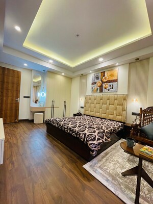 Bedroom in 3 BHK Builder Floor at BPTP Green Oaks, Sector 70a – for Sale