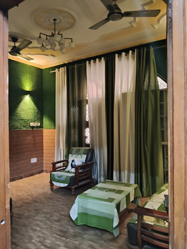 Gym, solutrean-delta-city-centre 2.5 Bedroom 120 Sq.Mt. Independent House In Delta I Greater Noida Greater Noida 9565979