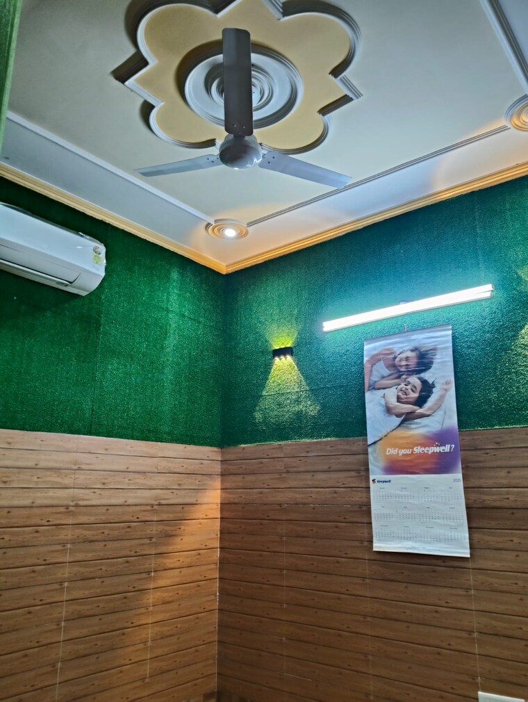 undefined, solutrean-delta-city-centre 2.5 Bedroom 120 Sq.Mt. Independent House In Delta I Greater Noida Greater Noida 9565979