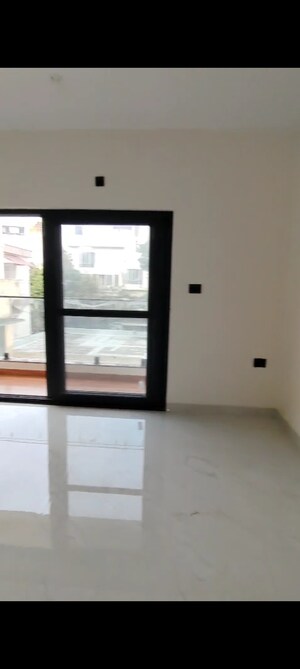 Room in 3 BHK Apartment at Eden Hall, Indiranagar – for Rent