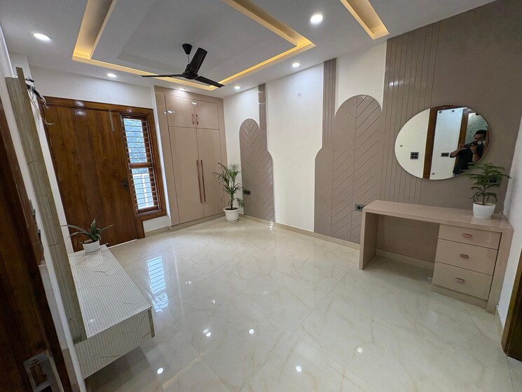 Master Bedroom, sector 85 3 Bedroom 155 Sq.Yd. Builder Floor In Sector 85 Faridabad 9565999