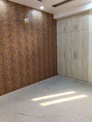 Room in 4 BHK Builder Floor at Rajendra Nagar Sector 3 – for Sale