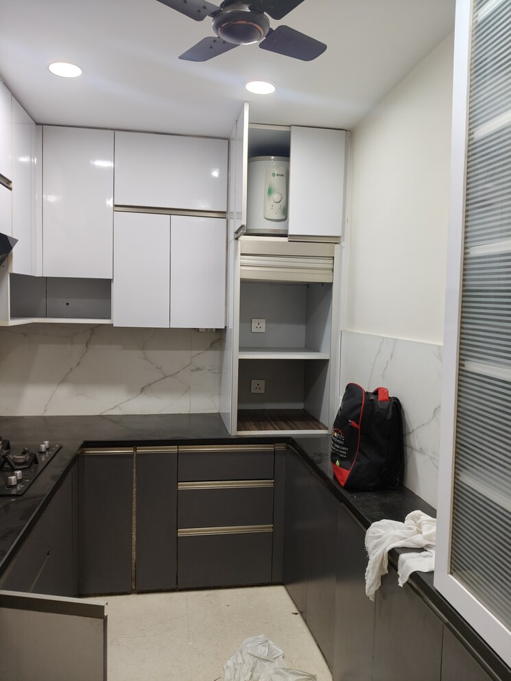 Kitchen, lajpat nagar i 2 Bedroom 900 Sq.Ft. Builder Floor In Lajpat Nagar I Delhi 9566055