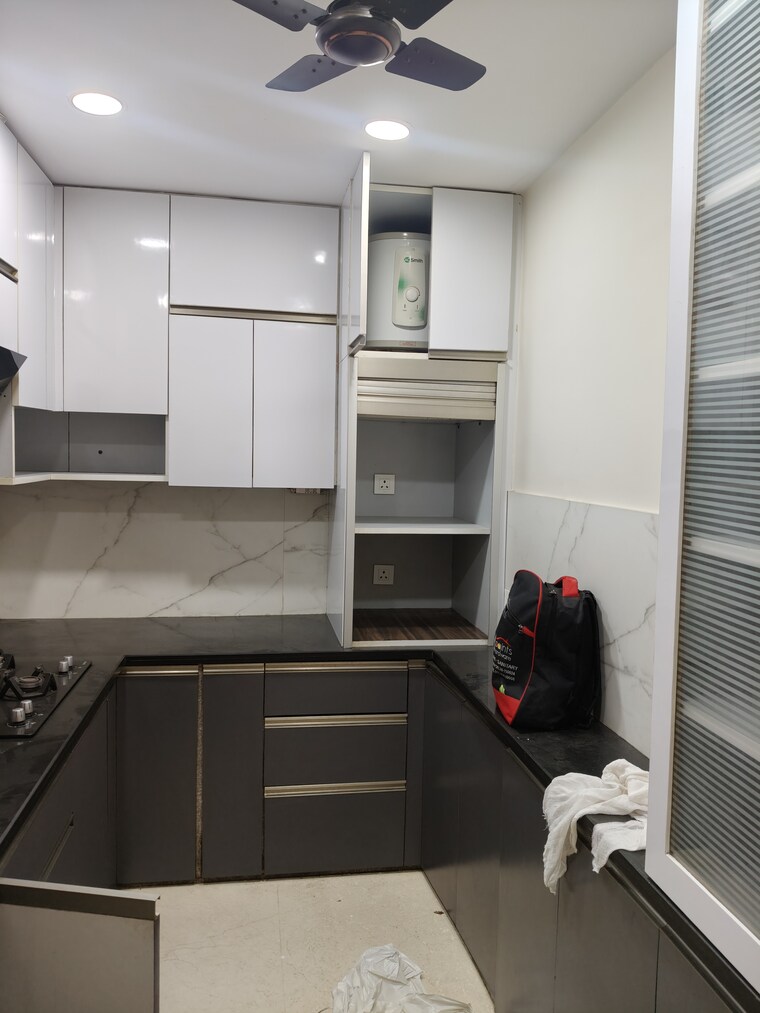 Kitchen, lajpat nagar i 2 Bedroom 900 Sq.Ft. Builder Floor In Lajpat Nagar I Delhi 9566055