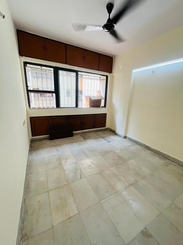 Room, satellite-garden 2 Bedroom 1100 Sq.Ft. Apartment In Goregaon East Mumbai 9565942