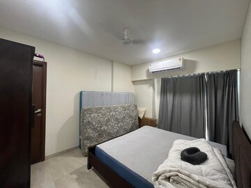 Bedroom in 3 BHK Apartment at Krishna Kalina Market, Santacruz East – for Rent