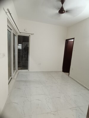 Room in 3 BHK Apartment at Pivotal Paradise, Sector 62 – for Rent