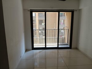 Room in 2 BHK Apartment at Kavisha Amara, Shela – for Rent