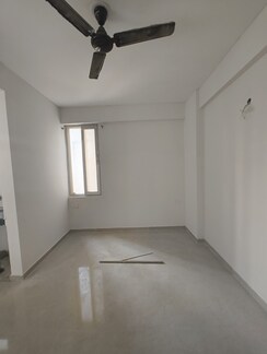 1 BHK Apartment For Sale in Shree Vardhman Green Court
