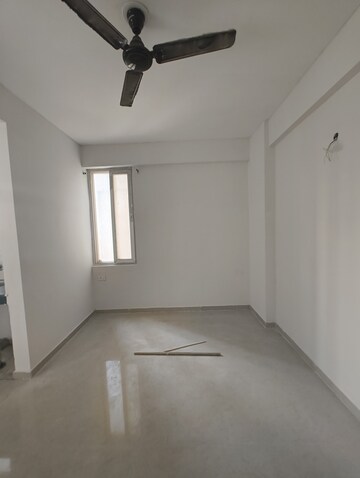 1 BHK Apartment For Sale in Shree Vardhman Green Court, Sector 90