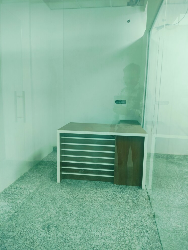 Floor Plan, sector 3 Commercial Office Space 700 Sq.Ft. In Sector 3 Noida 9566314