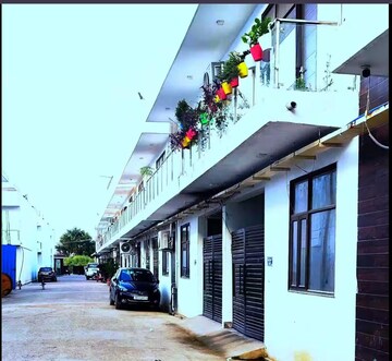 3.5 BHK Villa – Exterior View View at AKJ Novel Valley, Sector 16b Greater Noida - for Sale