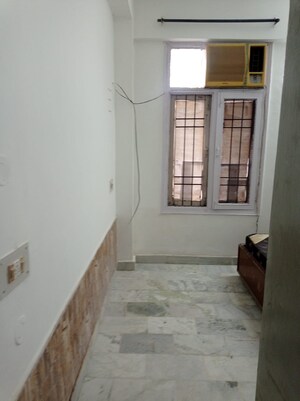 Room in 3 BHK Apartment at Sector 5 – for Rent