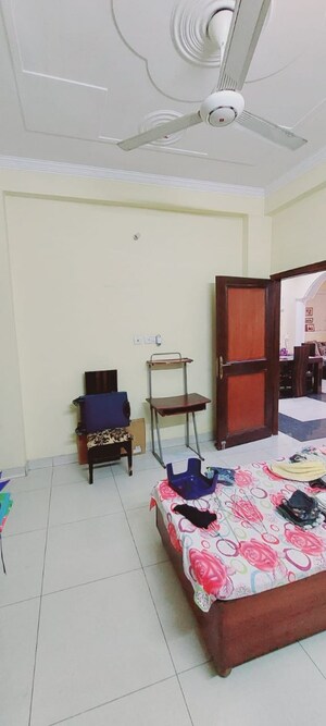 Living Room in 3.5 BHK Apartment at Paras Tierea, Sector 137 – for Sale