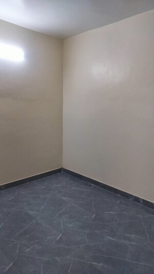 Room in 3 BHK Apartment at Sector 5 Dwarka – for Rent