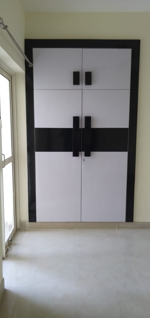 3 BHK + Servant Room 1900 Sq.Ft. Apartment in Paras Tierea