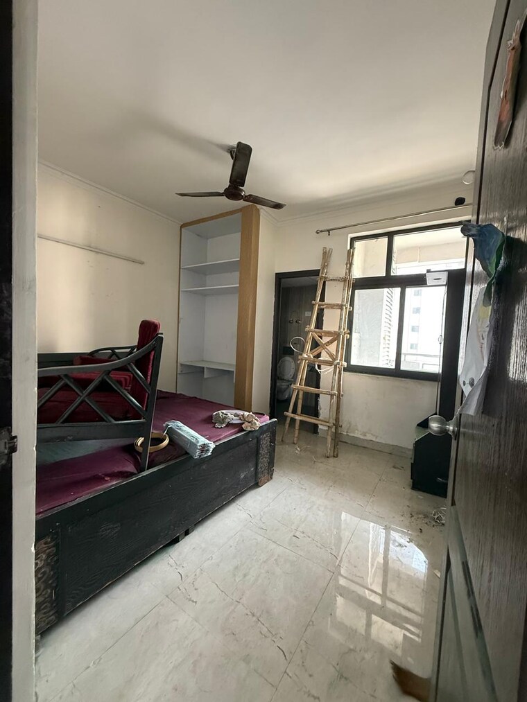 Bedroom, paras-tierea 3 Bedroom 1900 Sq.Ft. Apartment In Sector 137 Noida 9566589