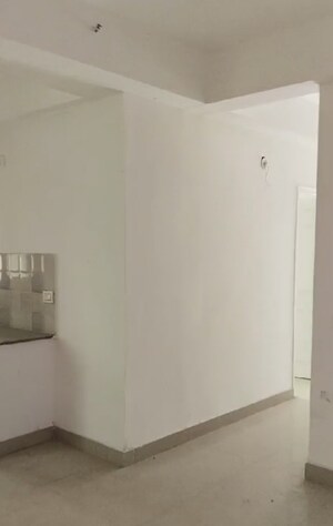 Room in 3 BHK Apartment at Migsun Twiinz, Eta Ii Greater Noida – for Sale