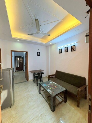 1 BHK Builder Floor For Rent in Saket