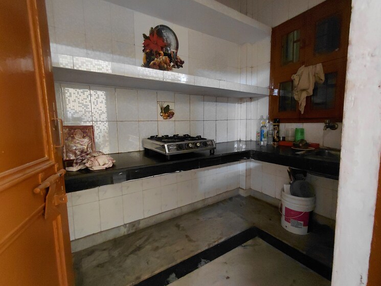 Kitchen, janakpuri 2 Bedroom 700 Sq.Ft. Builder Floor In Janakpuri Delhi 9567640