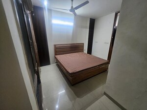 Room in 4 BHK Apartment at RBC Royal Homes, Sector 39 – for Sale