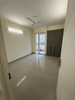 Room in 3 BHK Apartment at Dream Homes Mohali, Mohali Sector 117 – for Rent