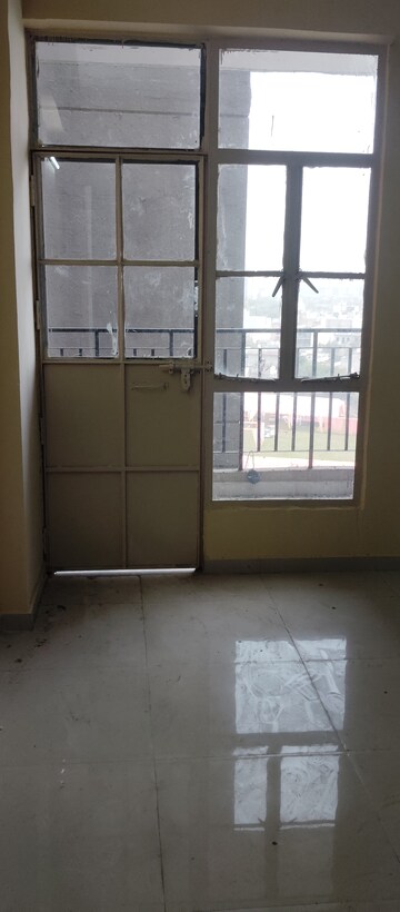 2 BHK Apartment For Rent in Signature Global Signum 107, Sector 107