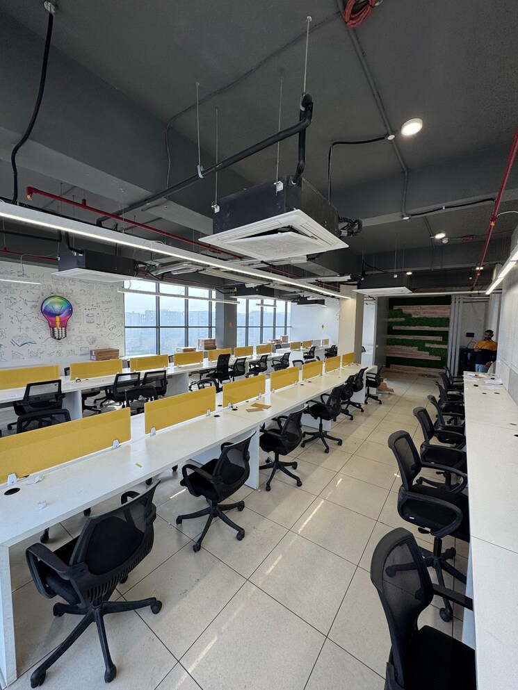 Team Area, sector 74 Commercial Office Space 14000 Sq.Ft. In Sector 74 Mohali 9566889