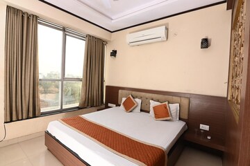 Bedroom in 1 BHK Apartment at Jagatpura – for Rent