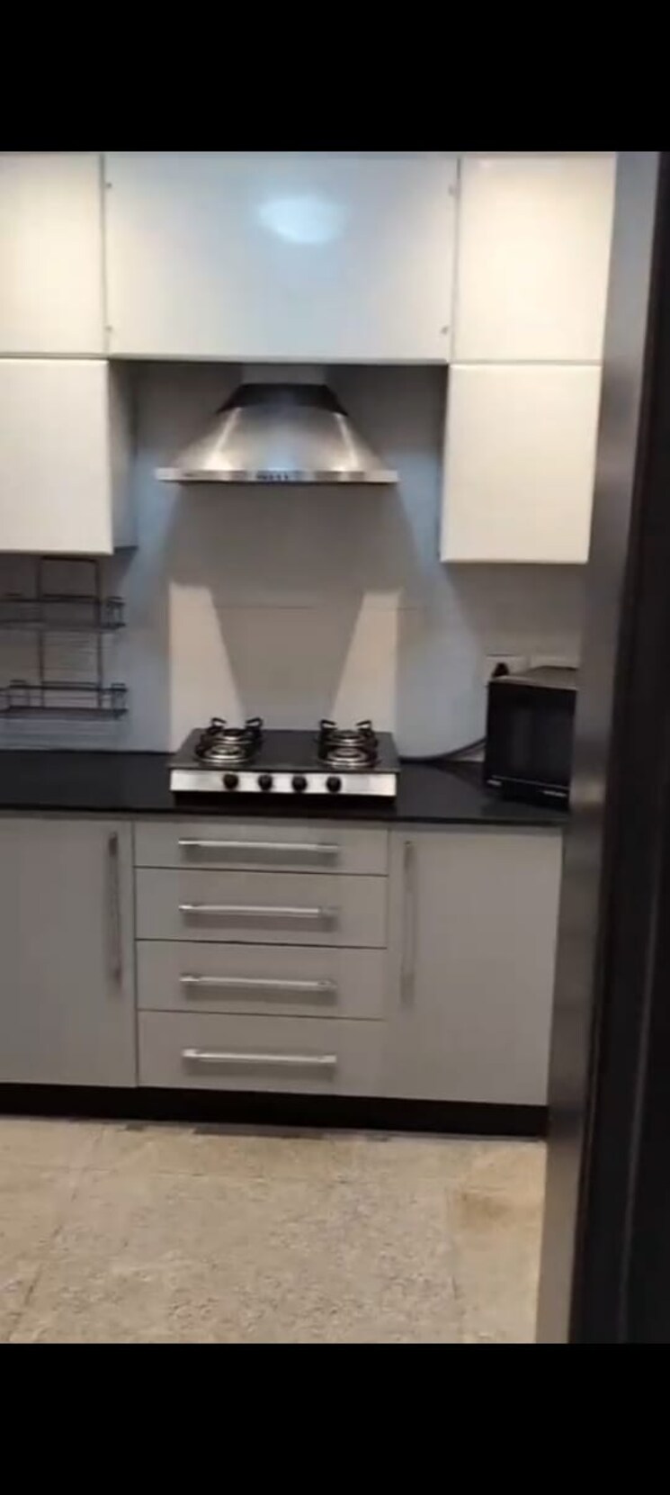 Kitchen, govindpuri 3 Bedroom 1000 Sq.Ft. Builder Floor In Govindpuri Delhi 9566812