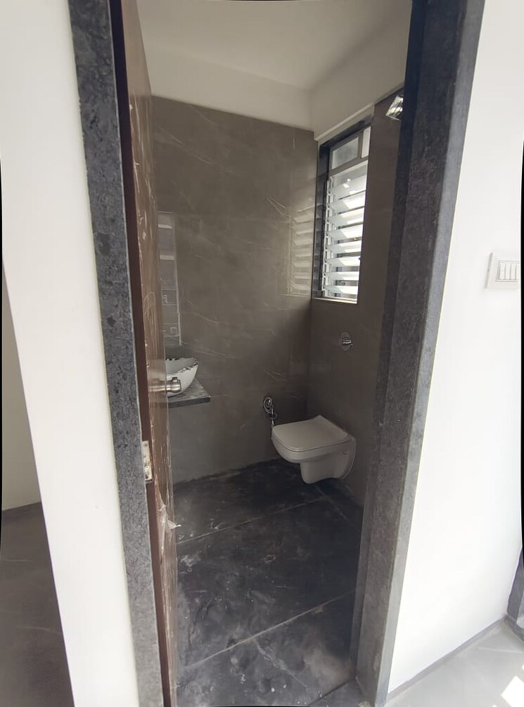Bathroom, sector 21d 3 Bedroom 500 Sq.Yd. Builder Floor In Sector 21d Faridabad 9566915