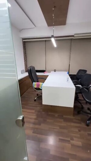  Office Space For Rent in Thaltej