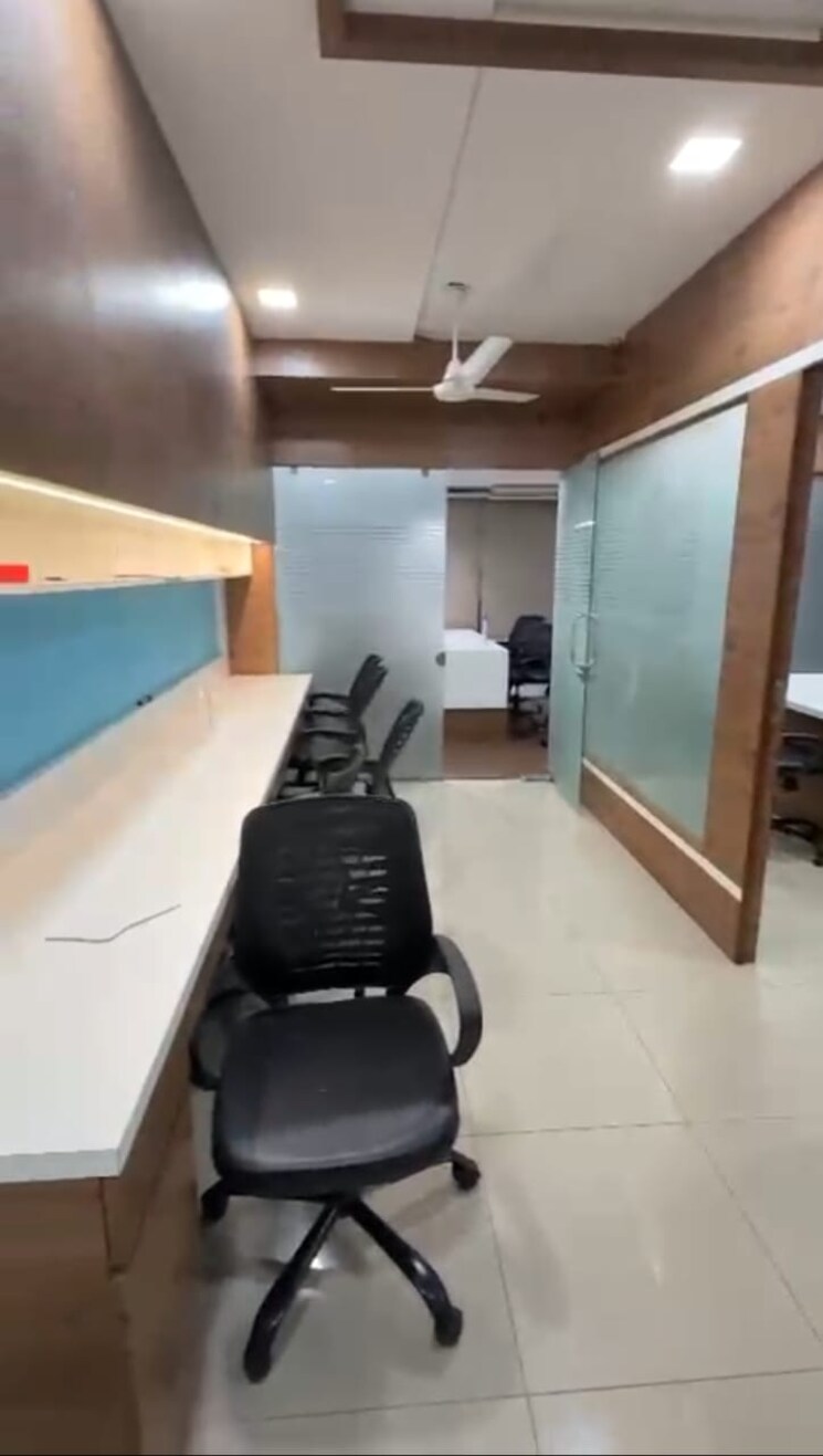 Team Area, thaltej Commercial Office Space 720 Sq.Ft. In Thaltej Ahmedabad 9566936