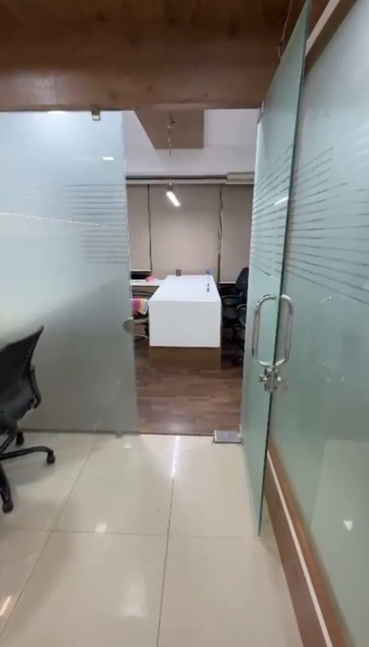 undefined, thaltej Commercial Office Space 720 Sq.Ft. In Thaltej Ahmedabad 9566936