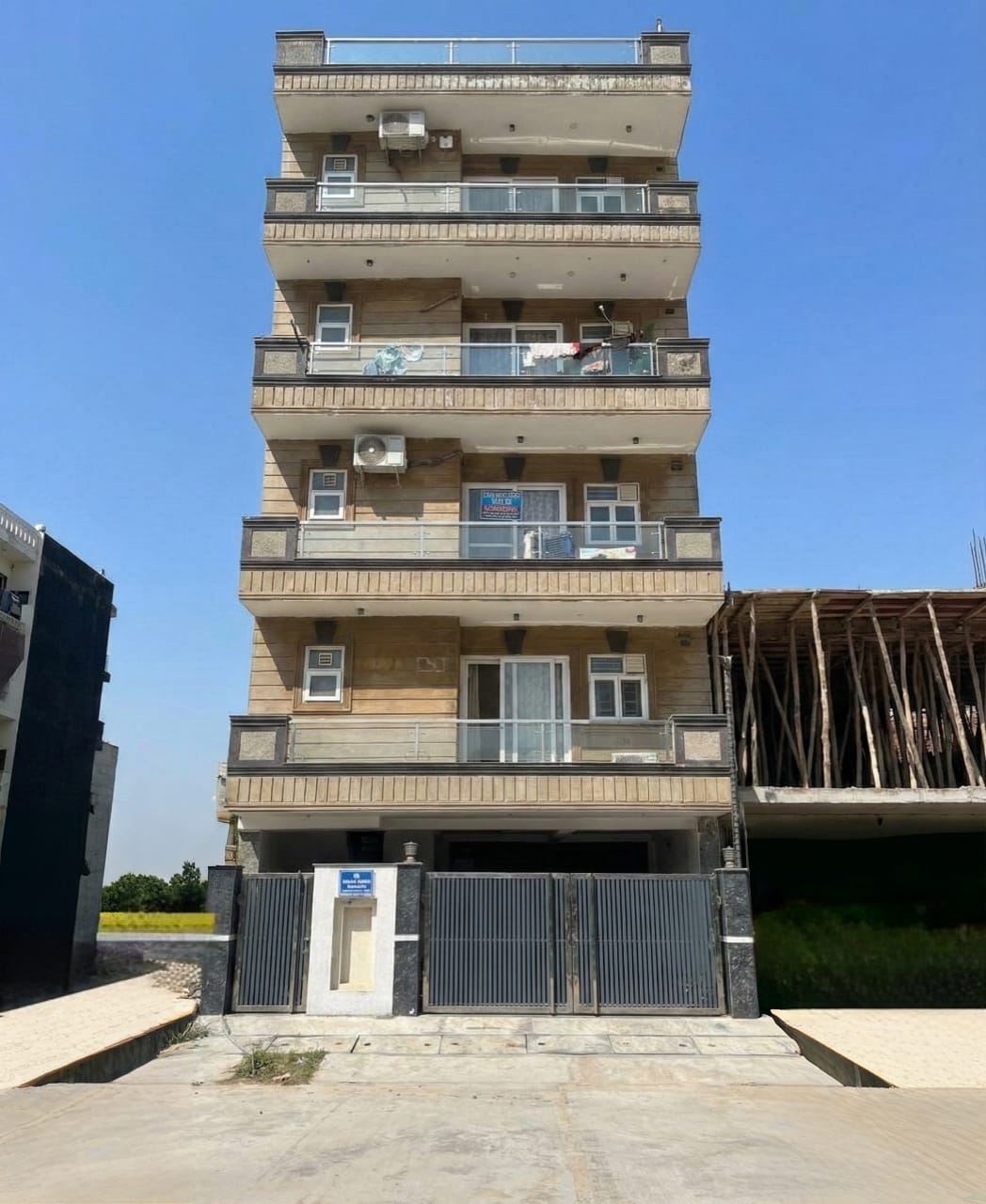 4 BHK Builder Floor For Sale in Sector 87