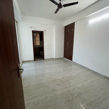 Room in 2 BHK Apartment at Skytech Matrott, Sector 76 – for Rent