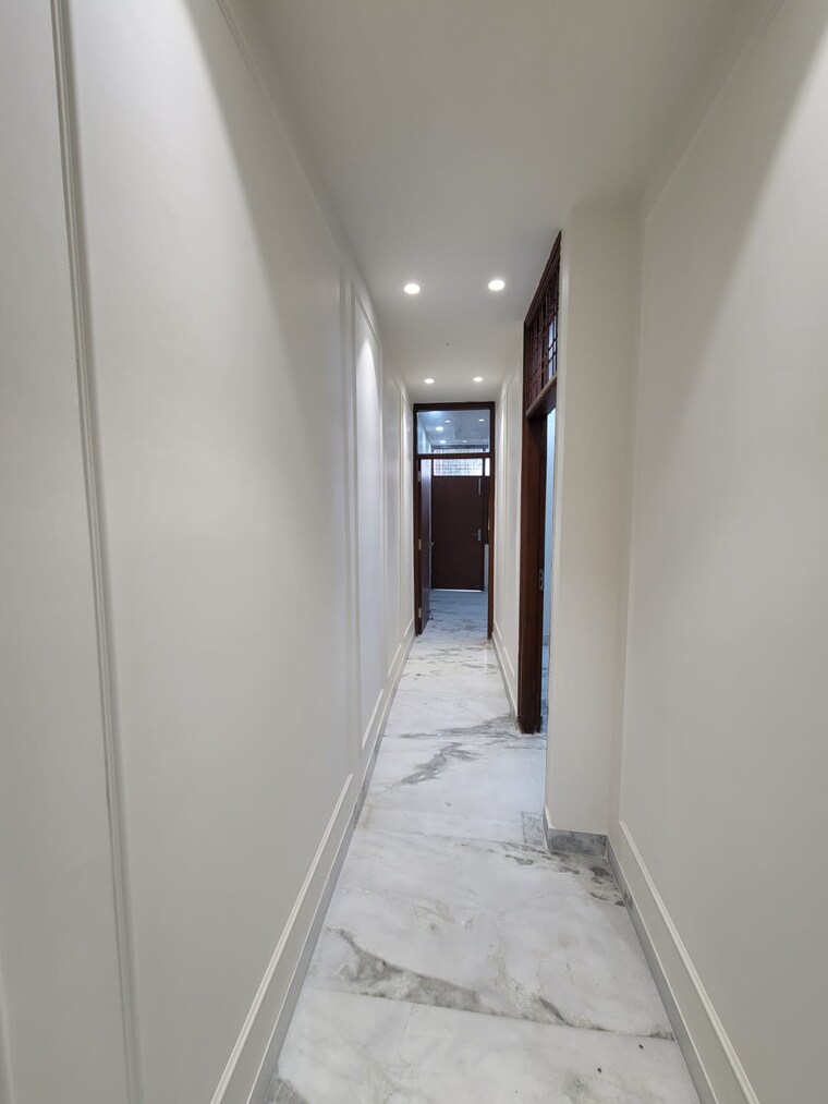 undefined, lajpat nagar 4 2 Bedroom 900 Sq.Ft. Apartment In Lajpat Nagar 4 Delhi 9567168