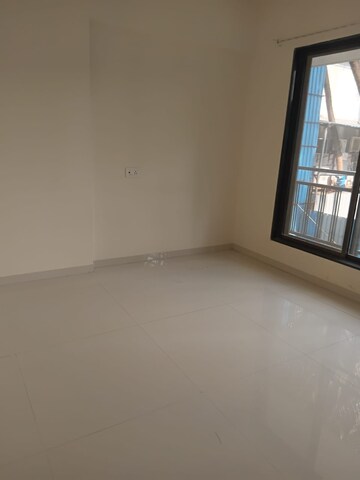 Room in 2 BHK Apartment at Ekta CHS Andheri, Andheri West – for Rent