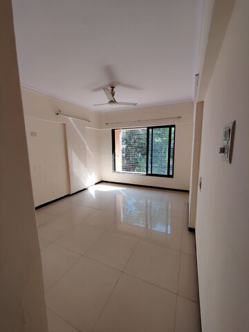 Room in 2 BHK Apartment at Sadguru Complex I, Goregaon East – for Rent
